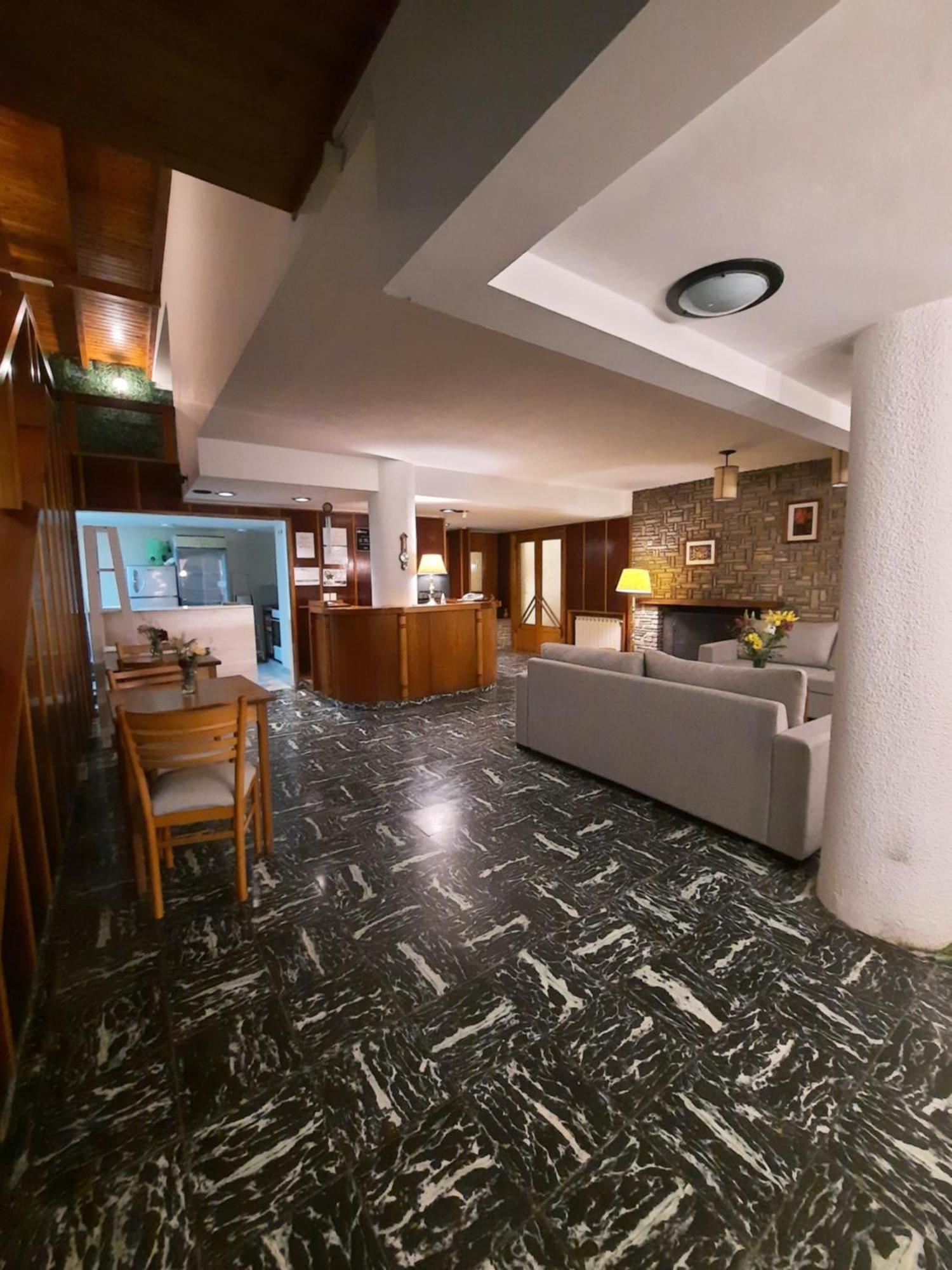 Hosteria Bello Horizonte Bariloche Buitenkant foto